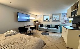 Ferien-Whg Souterrain Exklusives App Stella Maris Mit Parkplatz Direkt Am Steinhuder-Meer